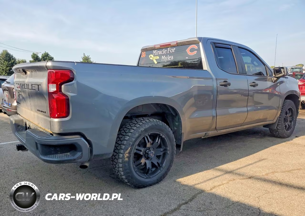 2021 Chevrolet Silverado C1500 Custom VIN:1GCRWBEK3MZ209407 - 3