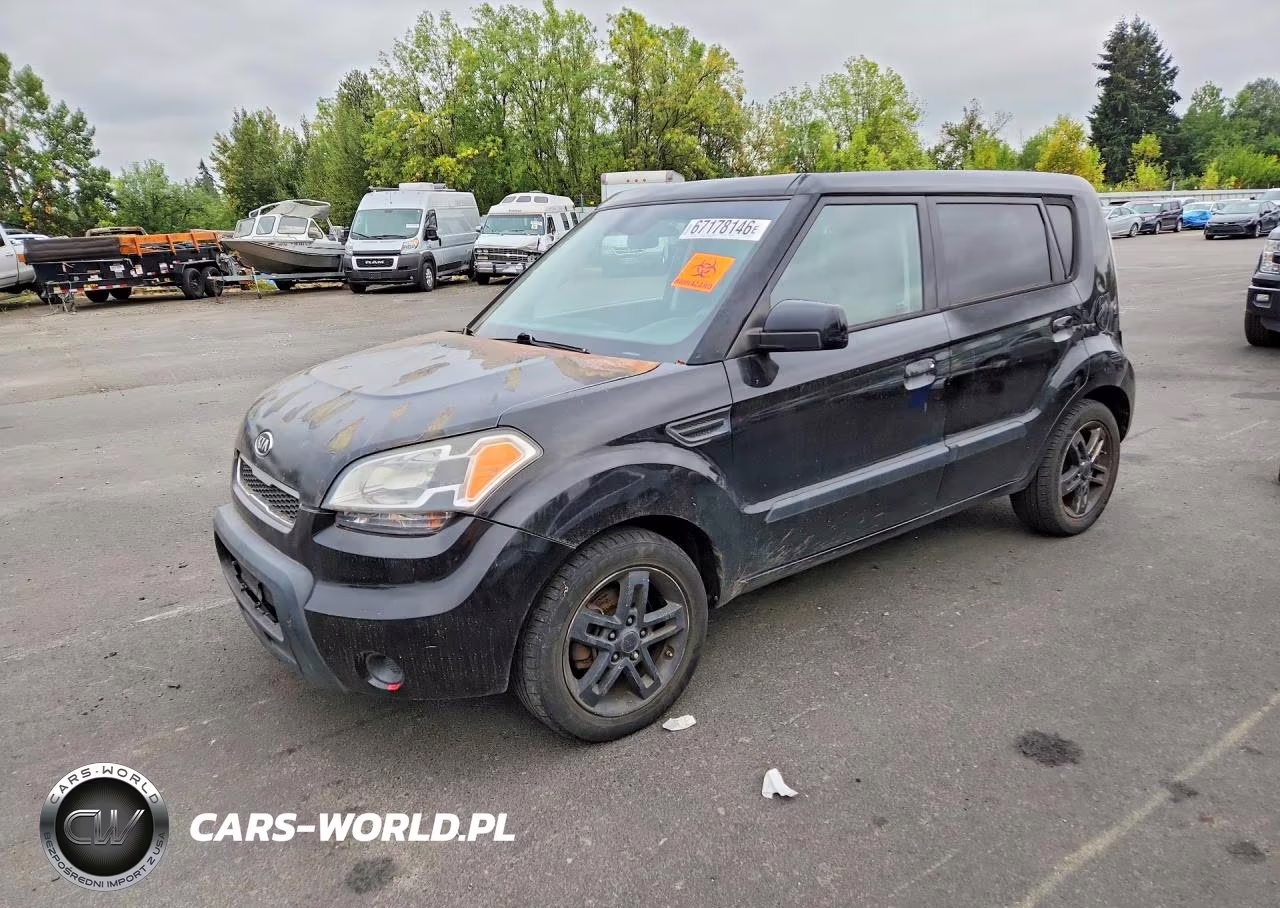2010 Kia Soul +