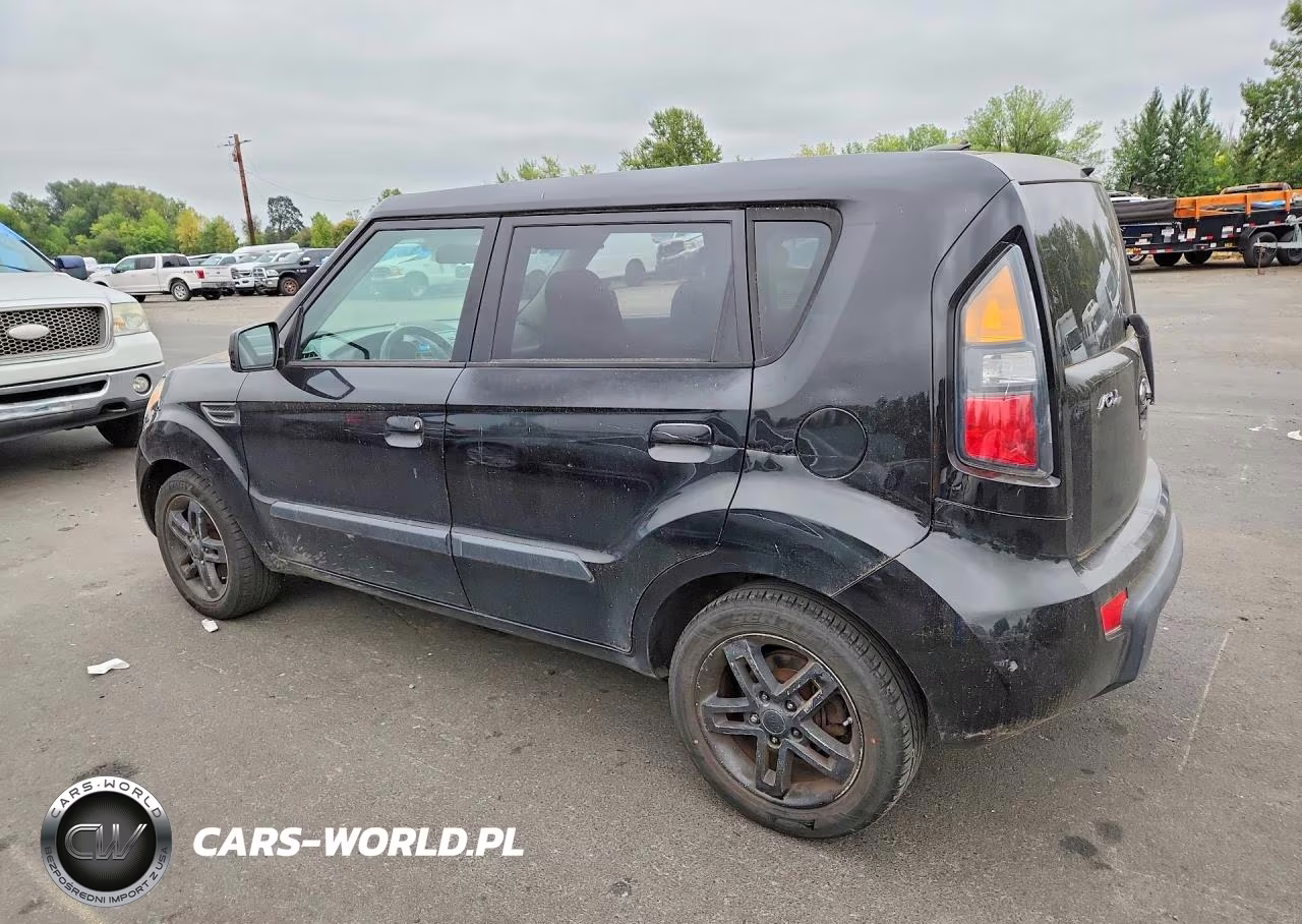 2010 Kia Soul + VIN:KNDJT2A26A7061479 - 2