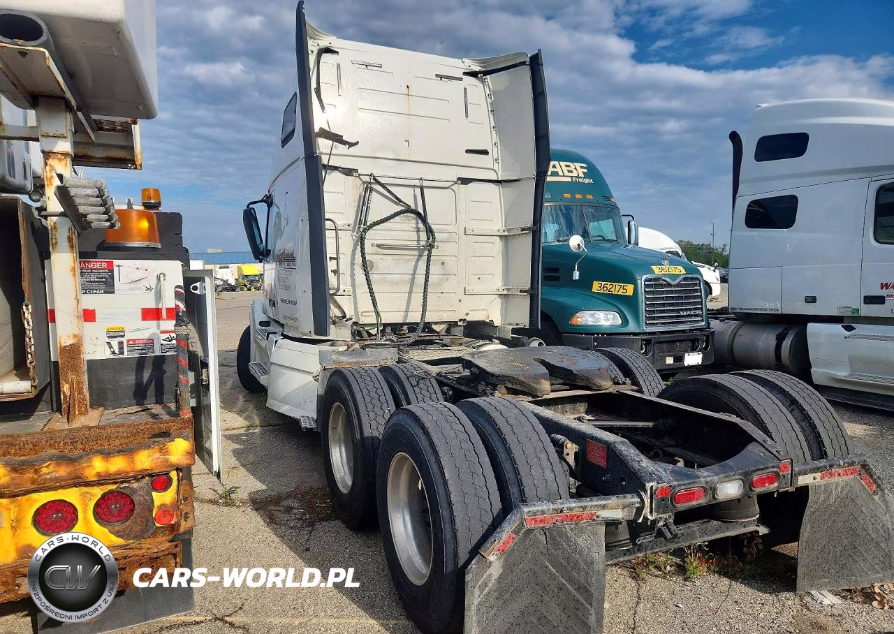 2014 Volvo Vnl Semi Truck VIN:4V4NC9EH1EN160595 - 2