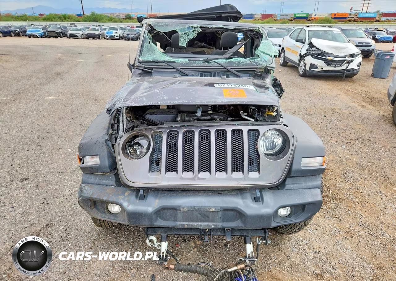 2018 Jeep Wrangler Unlimited Sport VIN:1C4HJXDN8JW205398 - 5