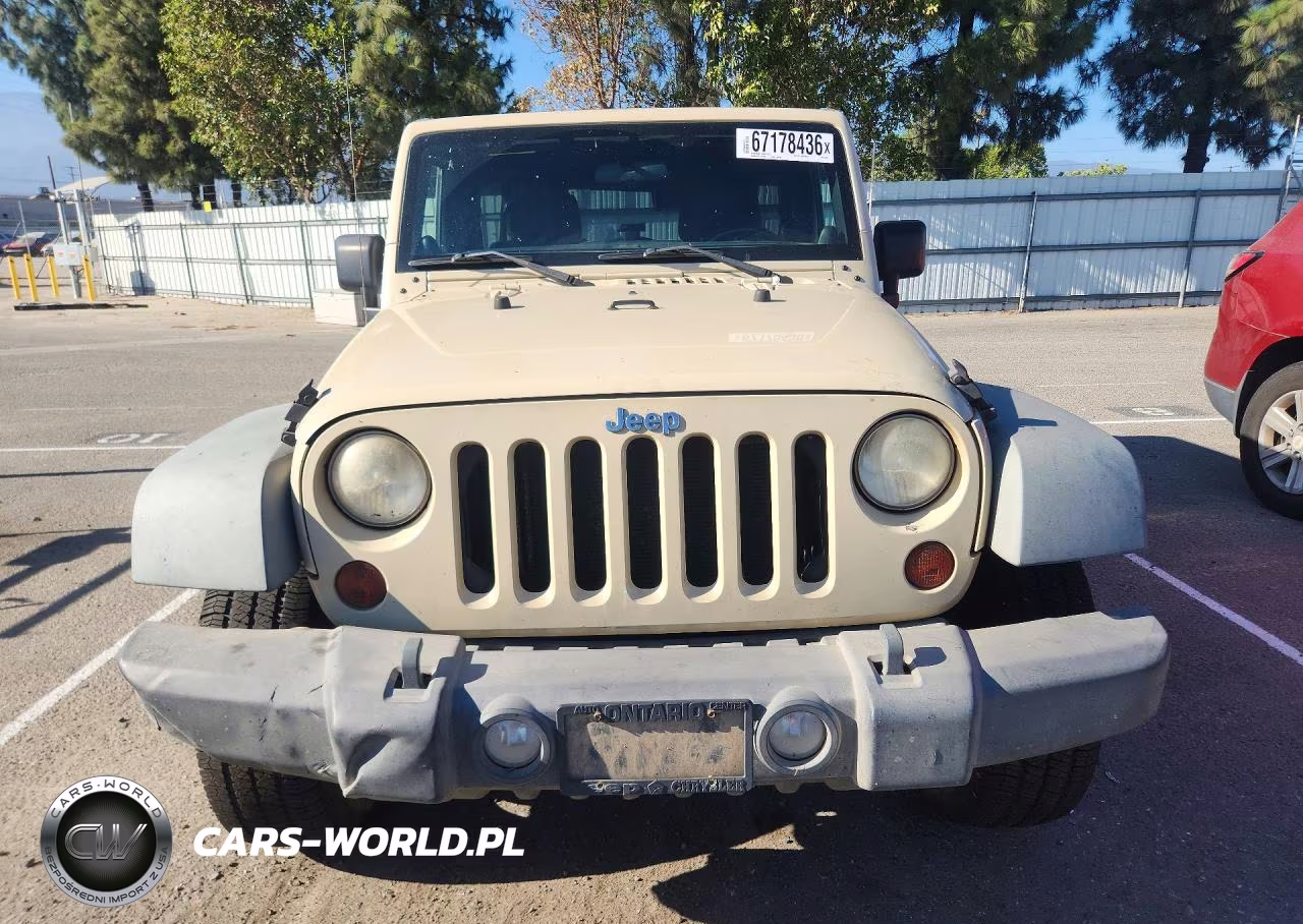 2011 Jeep Wrangler Unlimited Sport VIN:1J4HA3H11BL561611 - 5