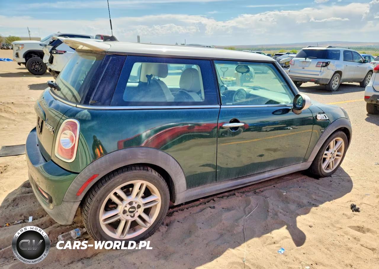 2012 Mini Cooper S VIN:WMWSV3C57CTY29506 - 3
