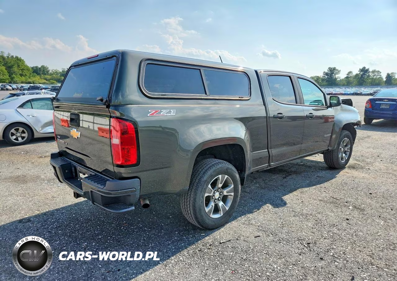 2018 Chevrolet Colorado Z71 VIN:1GCGTDEN8J1208429 - 3