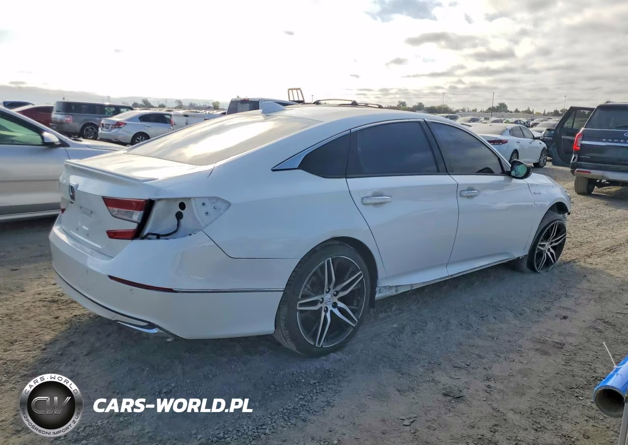 2021 Honda Accord Touring Hybrid VIN:1HGCV3F95MA021403 - 3
