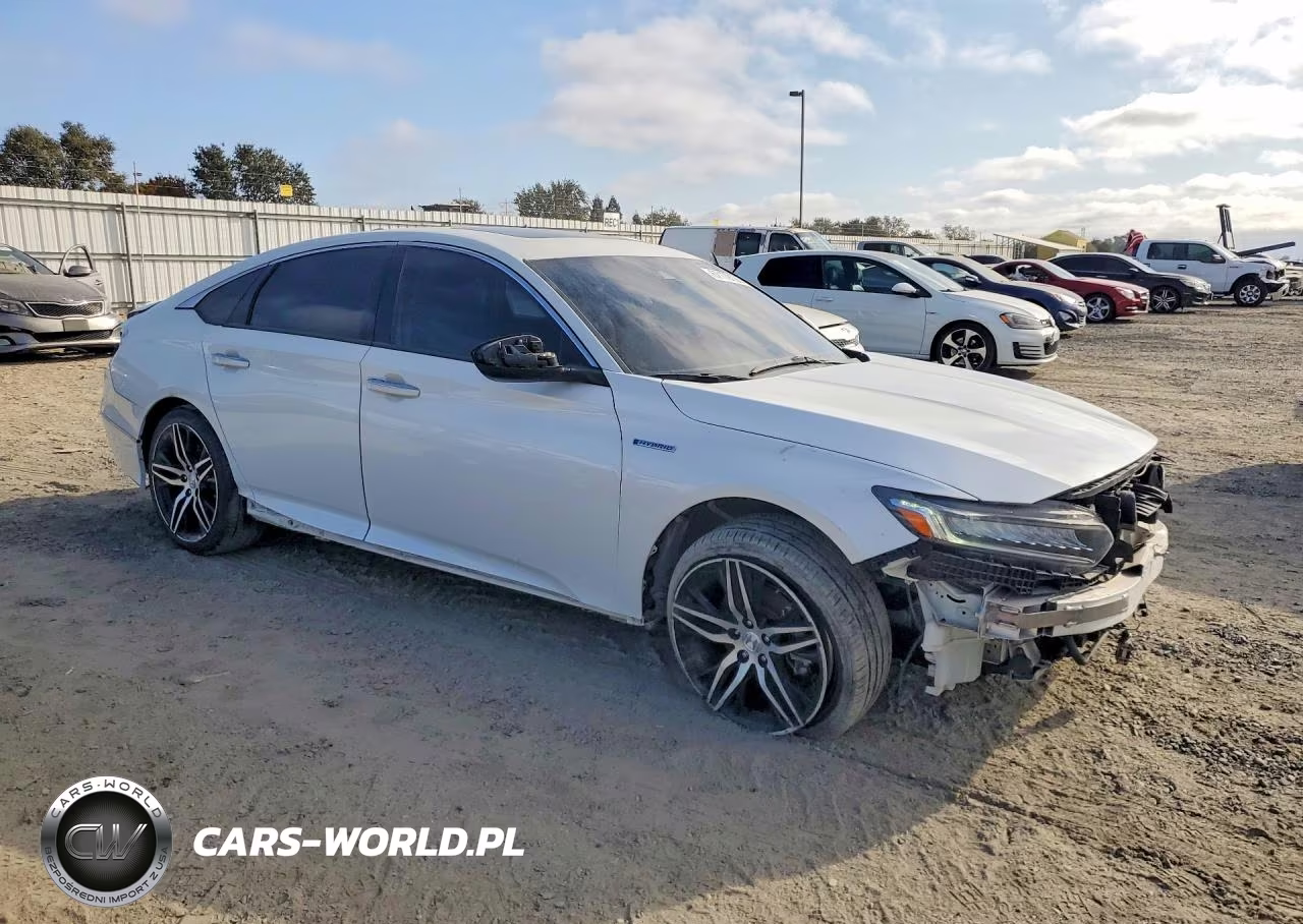 2021 Honda Accord Touring Hybrid VIN:1HGCV3F95MA021403 - 4