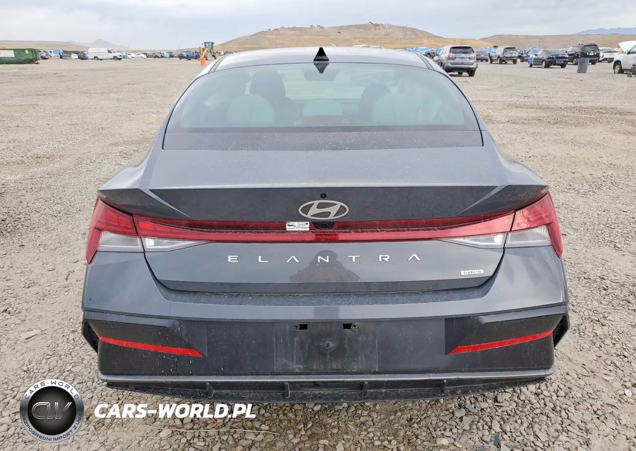 2026 Hyundai Elantra Limited VIN:KMHLN4DJXTU187765 - 6