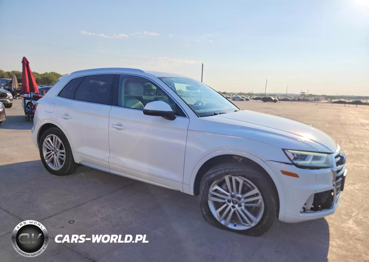 2018 Audi Q5 Premium Plus VIN:WA1BNAFY6J2010769 - 4