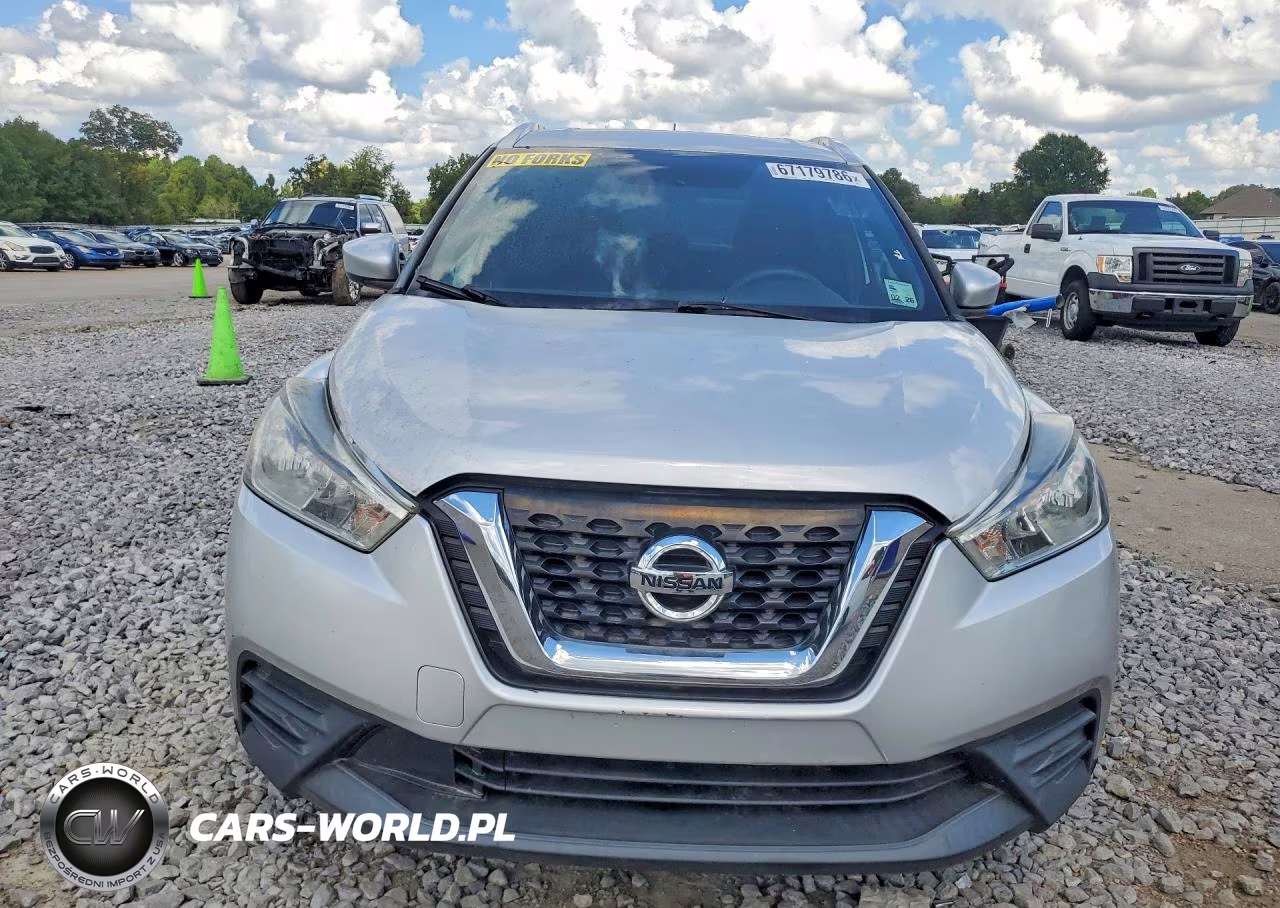 2018 Nissan Kicks Sv VIN:3N1CP5CU4JL519595 - 5
