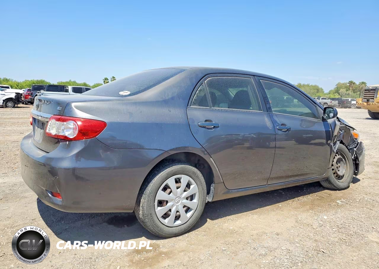 2011 Toyota Corolla Le VIN:JTDBU4EE5B9153240 - 3