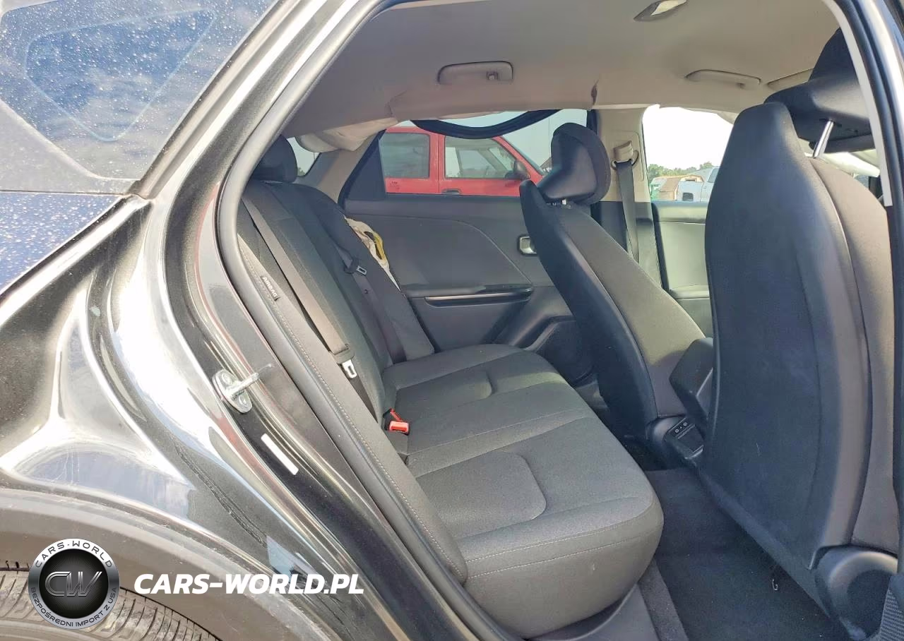2025 Kia K4 Lxs VIN:3KPFT4DE5SE033861 - 10