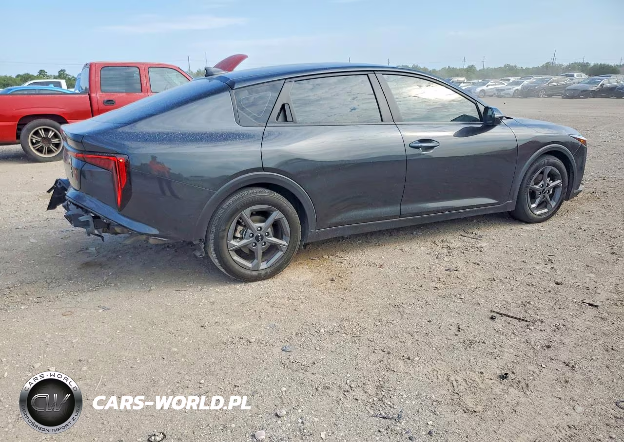 2025 Kia K4 Lxs VIN:3KPFT4DE5SE033861 - 3