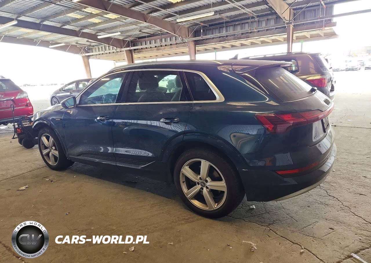 2019 Audi E-Tron Premium Plus VIN:WA1LABGEXKB011533 - 2