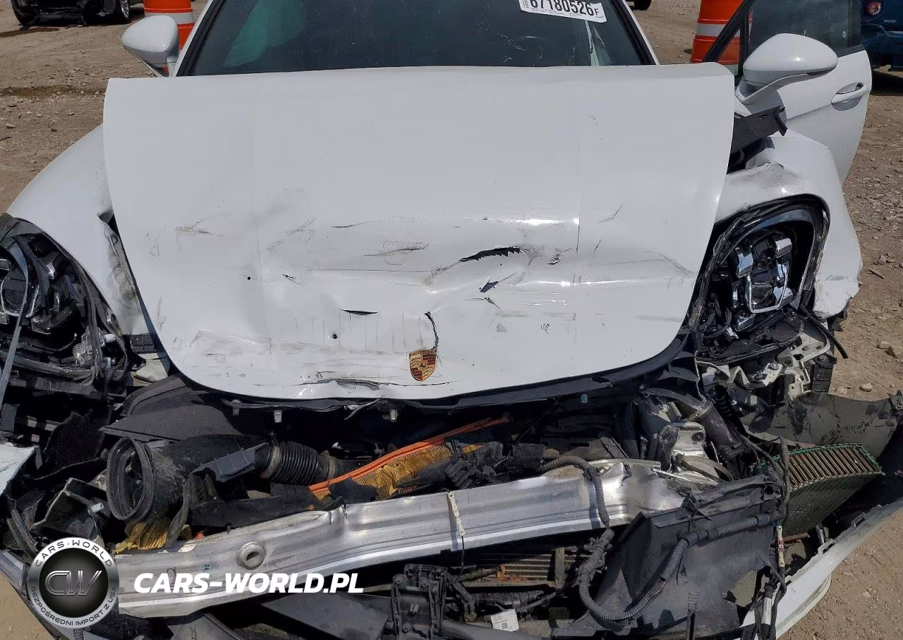 2018 Porsche Panamera 4S VIN:WP0AB2A75JL136422 - 11