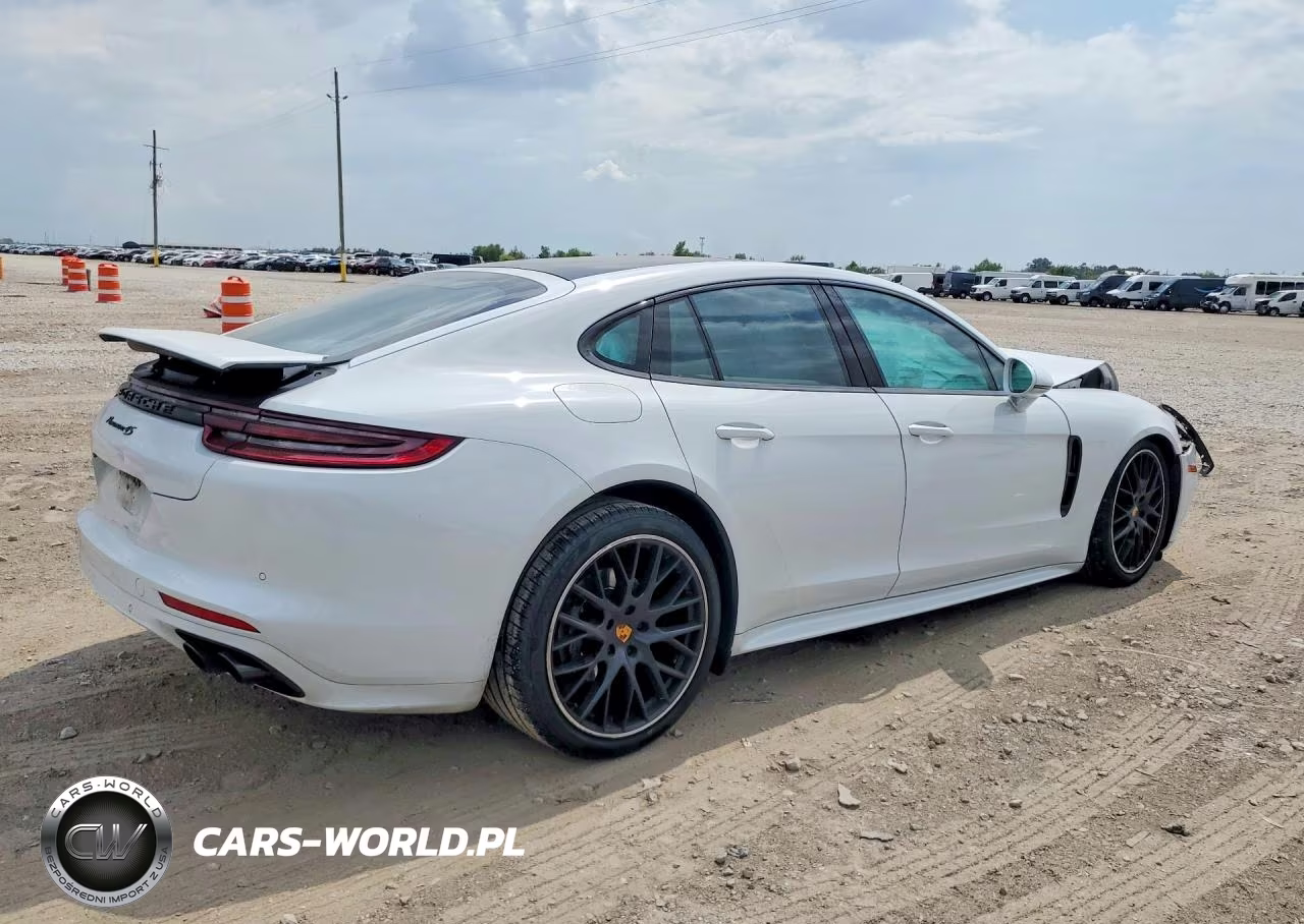 2018 Porsche Panamera 4S VIN:WP0AB2A75JL136422 - 3