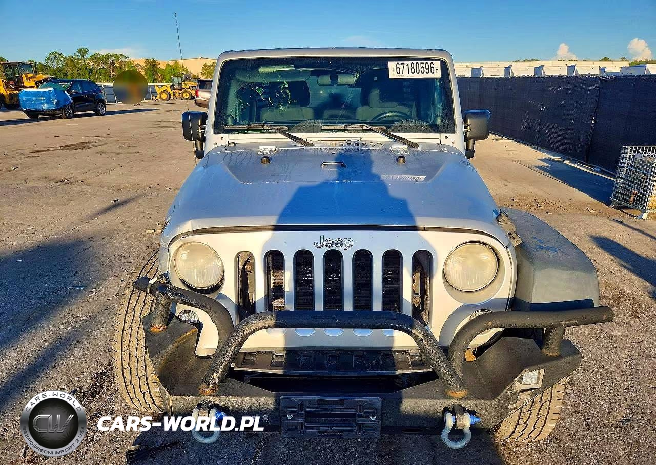 2012 Jeep Wrangler Unlimited Sport VIN:1C4HJWDG3CL232296 - 5