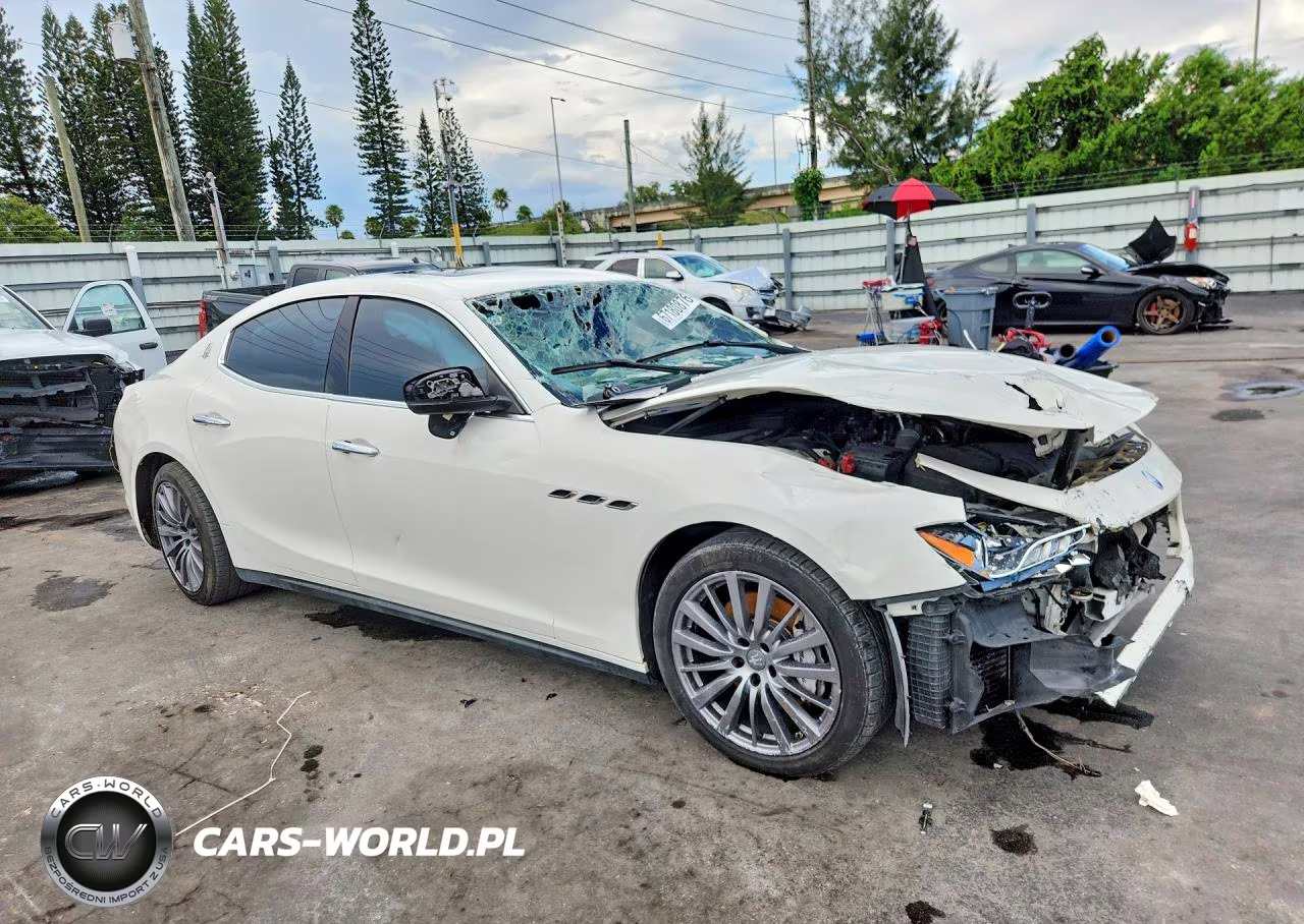 2018 Maserati Ghibli VIN:ZAM57XSA5J1284815 - 4