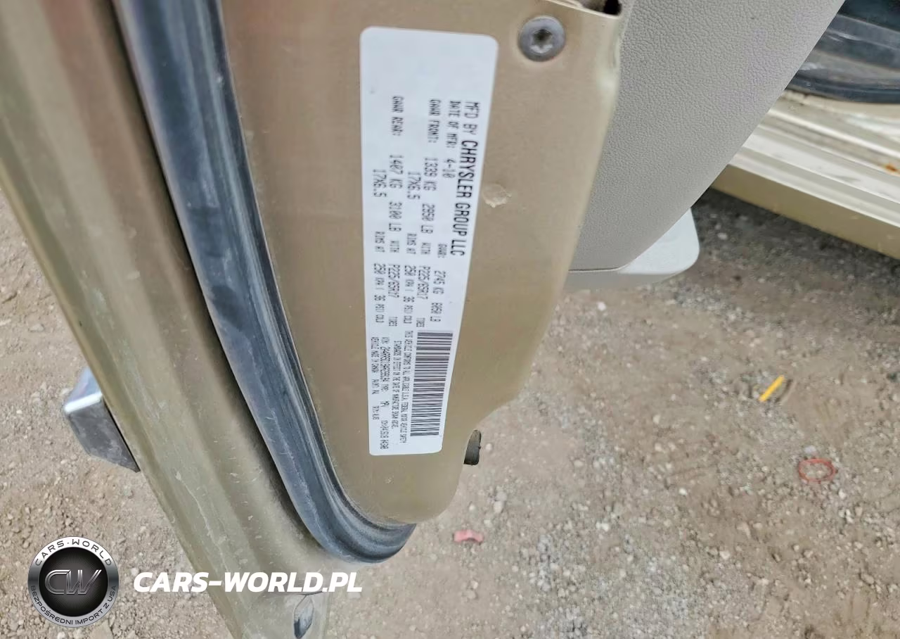 2010 Chrysler Town & Country Touring VIN:2A4RR5D19AR299194 - 13