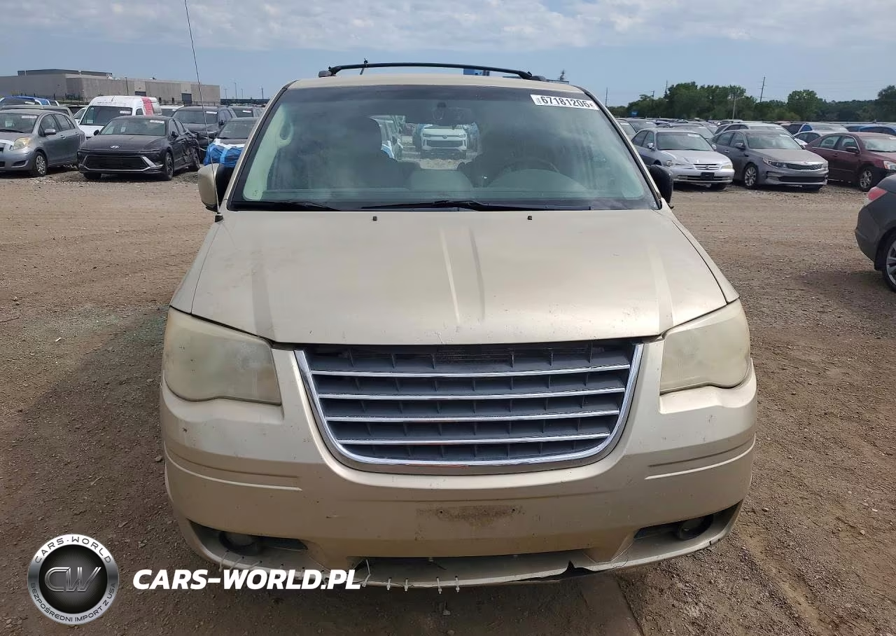 2010 Chrysler Town & Country Touring VIN:2A4RR5D19AR299194 - 5