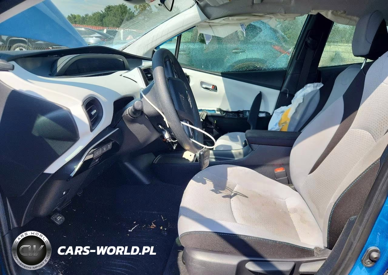 2020 Toyota Prius Le VIN:JTDKARFU0L3105659 - 7
