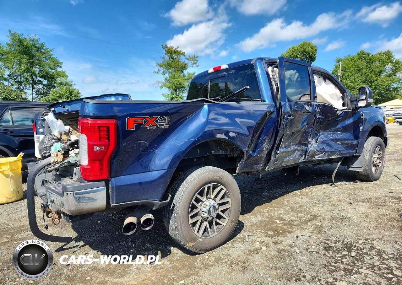 2017 Ford F250 Super Duty VIN:1FT7W2BT7HEF03961 - 3