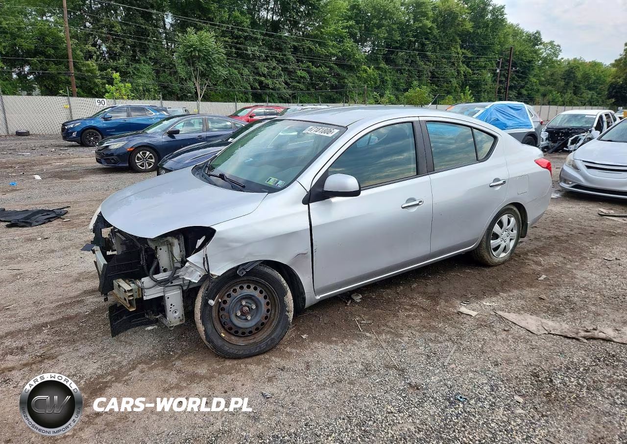 2012 Nissan Versa 1.6 S