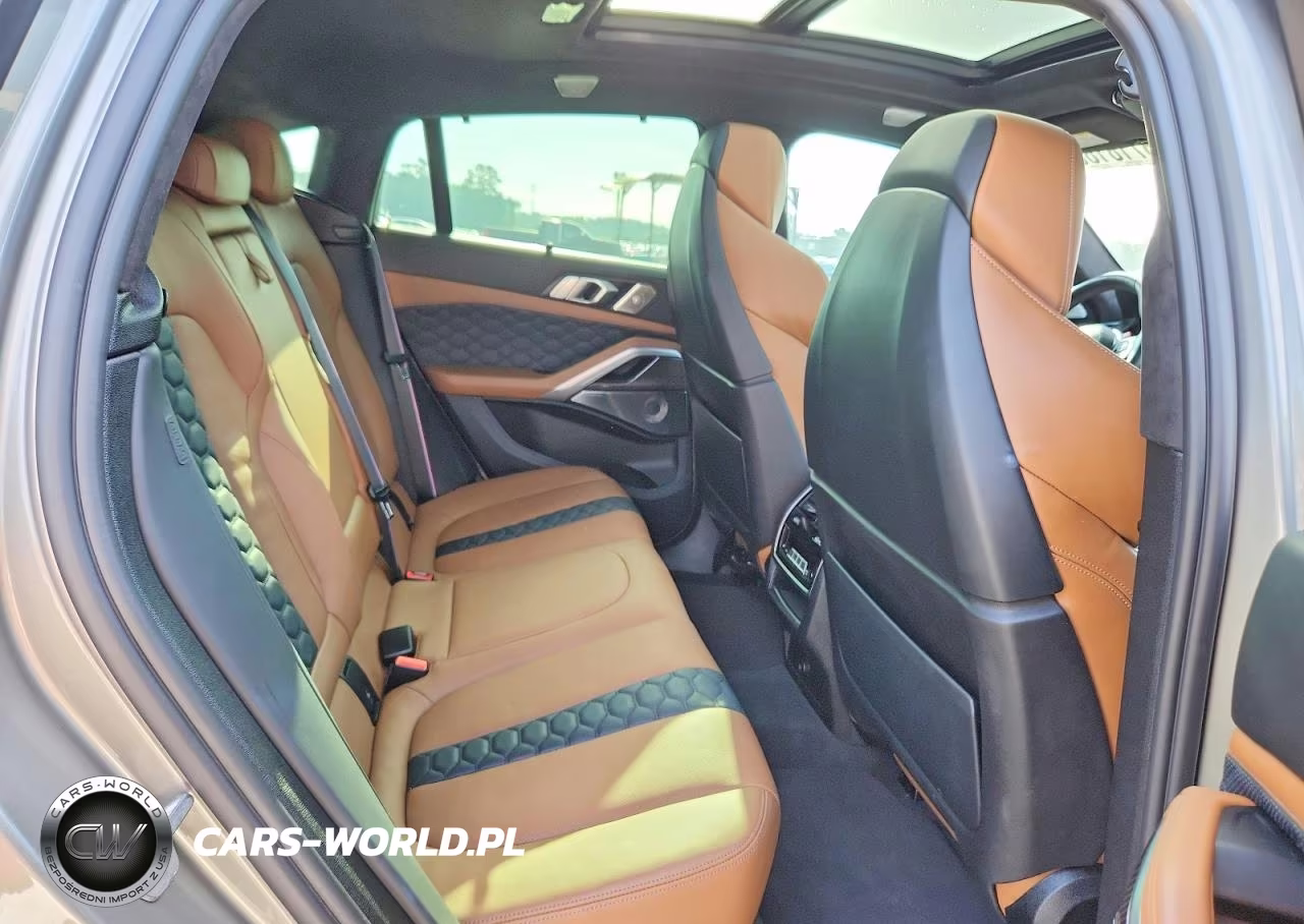 2021 BMW X6 M VIN:5YMCY0C06M9F19776 - 11