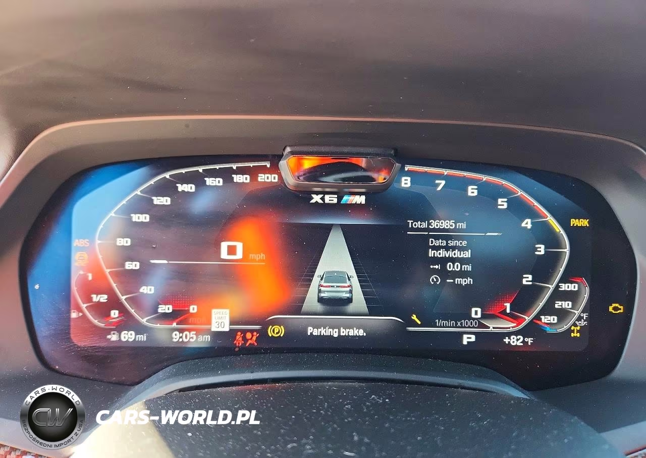 2021 BMW X6 M VIN:5YMCY0C06M9F19776 - 9