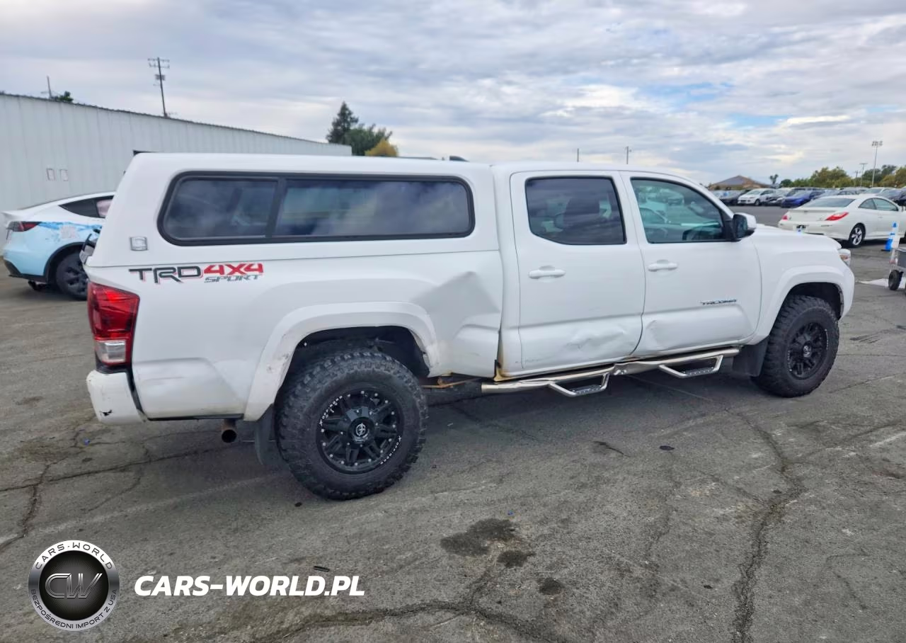 2017 Toyota Tacoma Trd Sport VIN:3TMDZ5BN7HM026147 - 3