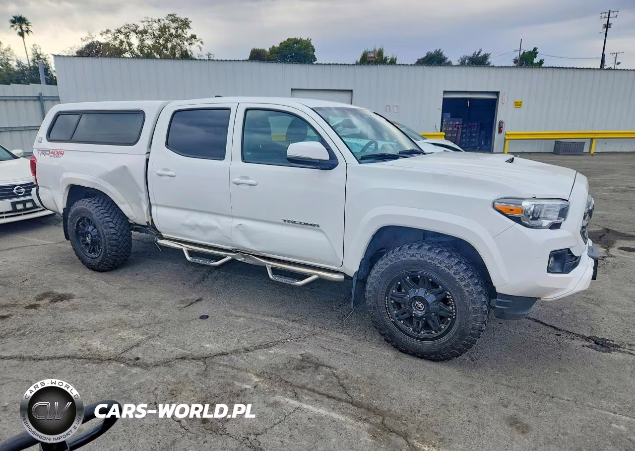 2017 Toyota Tacoma Trd Sport VIN:3TMDZ5BN7HM026147 - 4