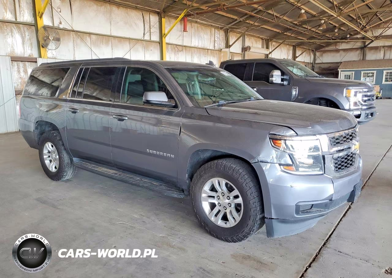 2019 Chevrolet Suburban K1500 Lt VIN:1GNSKHKCXKR401635 - 4