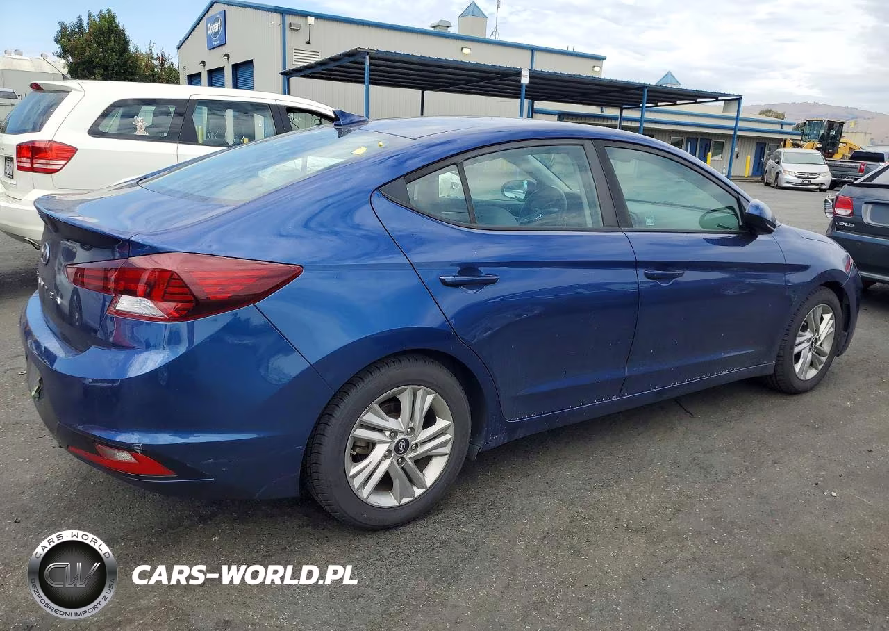2020 Hyundai Elantra Sel VIN:5NPD84LF5LH549640 - 3