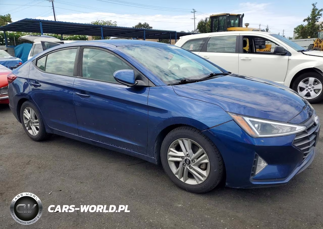 2020 Hyundai Elantra Sel VIN:5NPD84LF5LH549640 - 4