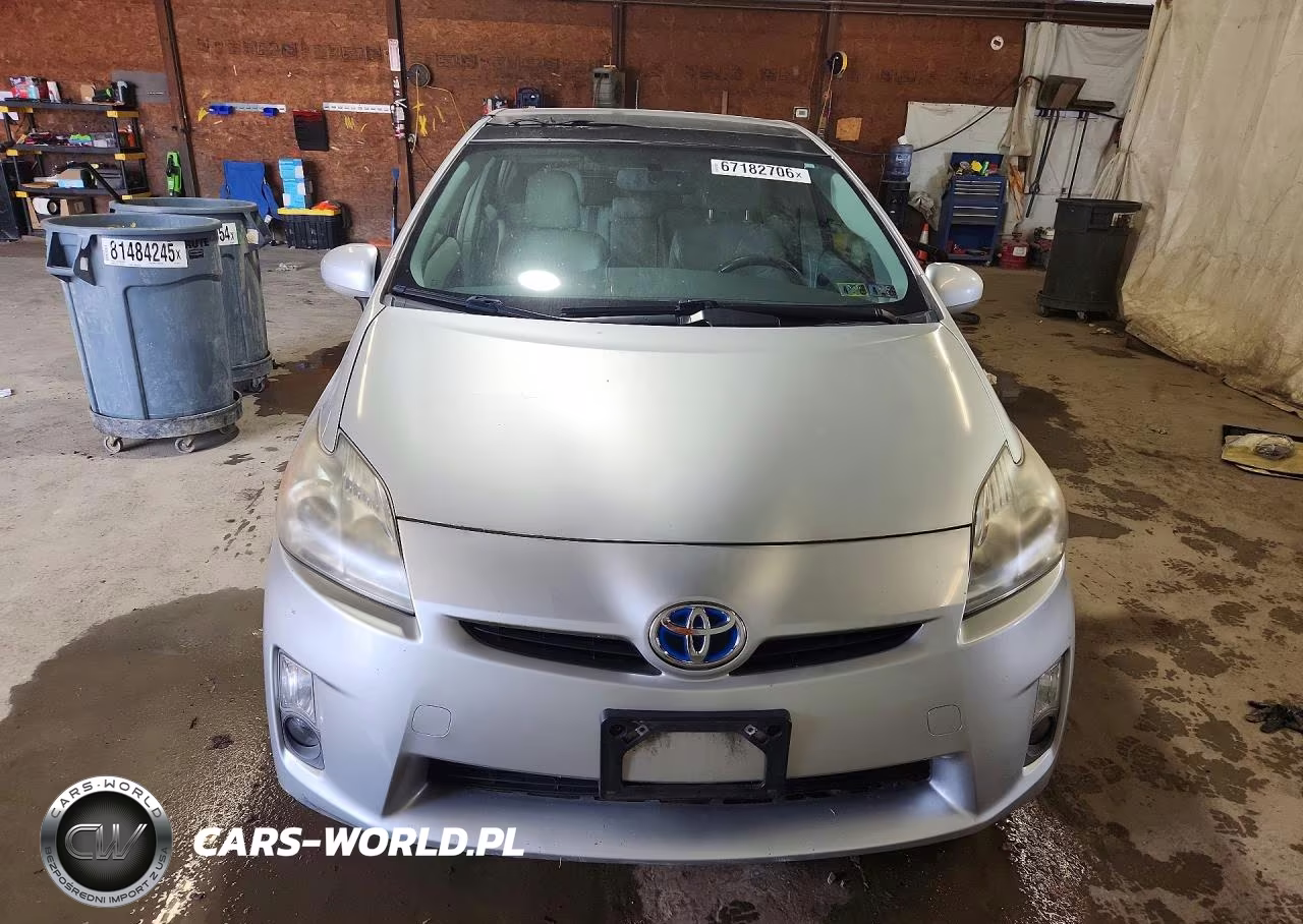 2011 Toyota Prius Four VIN:JTDKN3DU1B5339347 - 5
