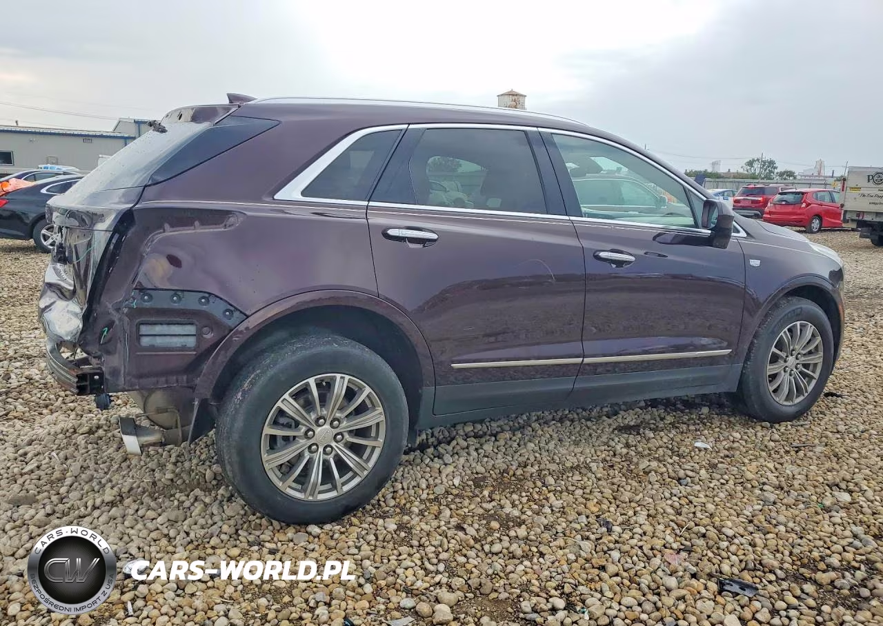 2018 Cadillac Xt5 Luxury VIN:1GYKNCRS5JZ160785 - 3