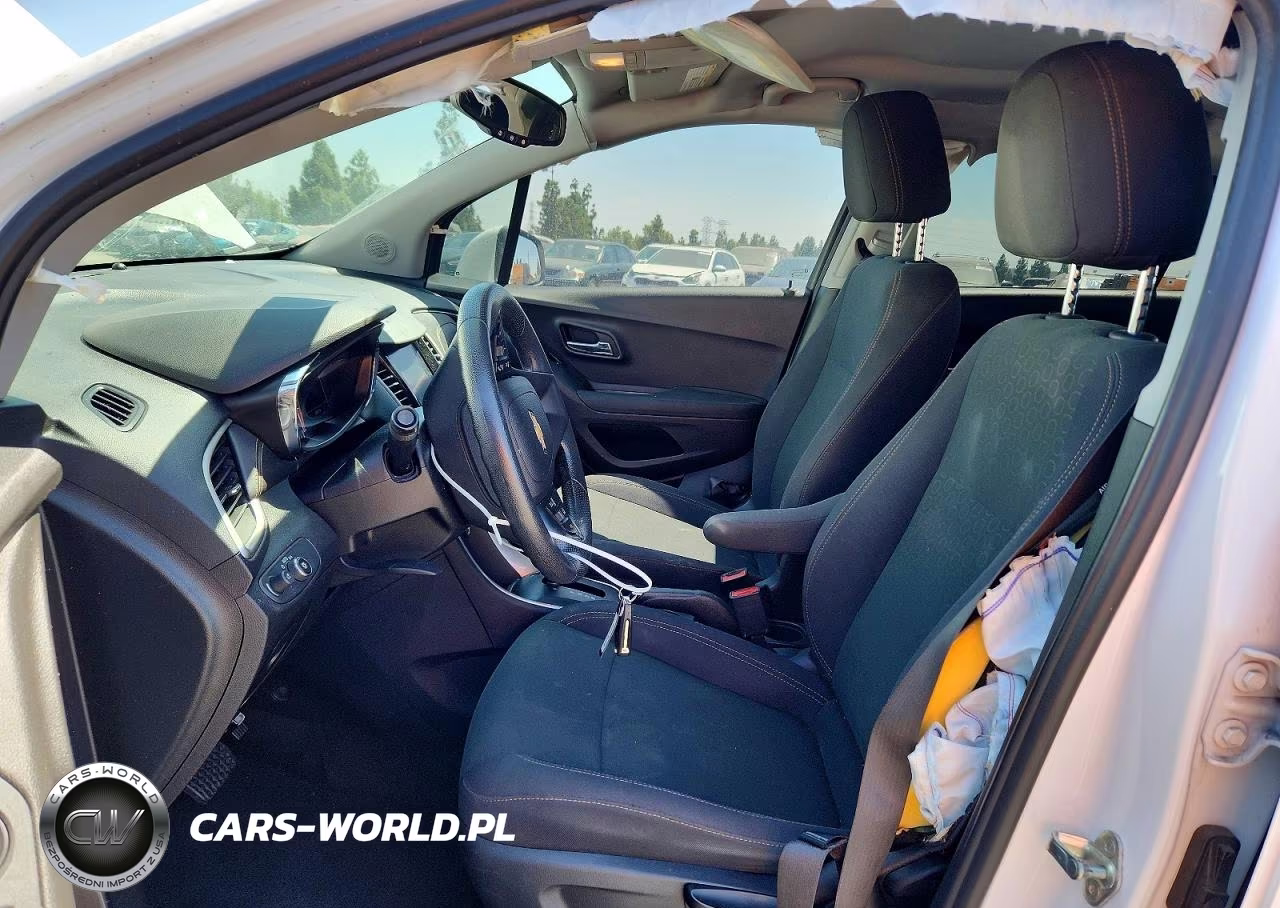 2020 Chevrolet Trax Ls VIN:3GNCJKSB5LL329182 - 7