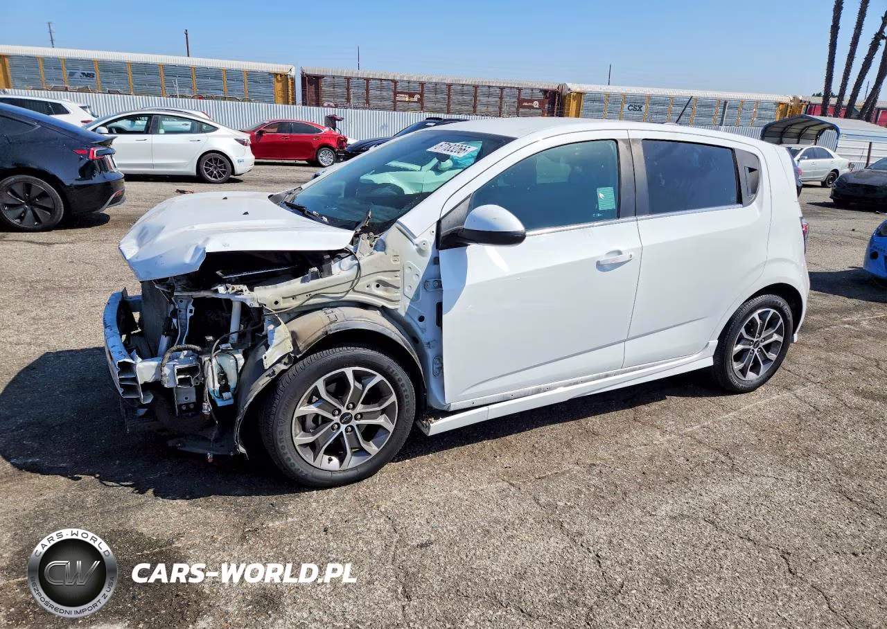 2018 Chevrolet Sonic Lt VIN:1G1JD6SB1J4125697 - 1