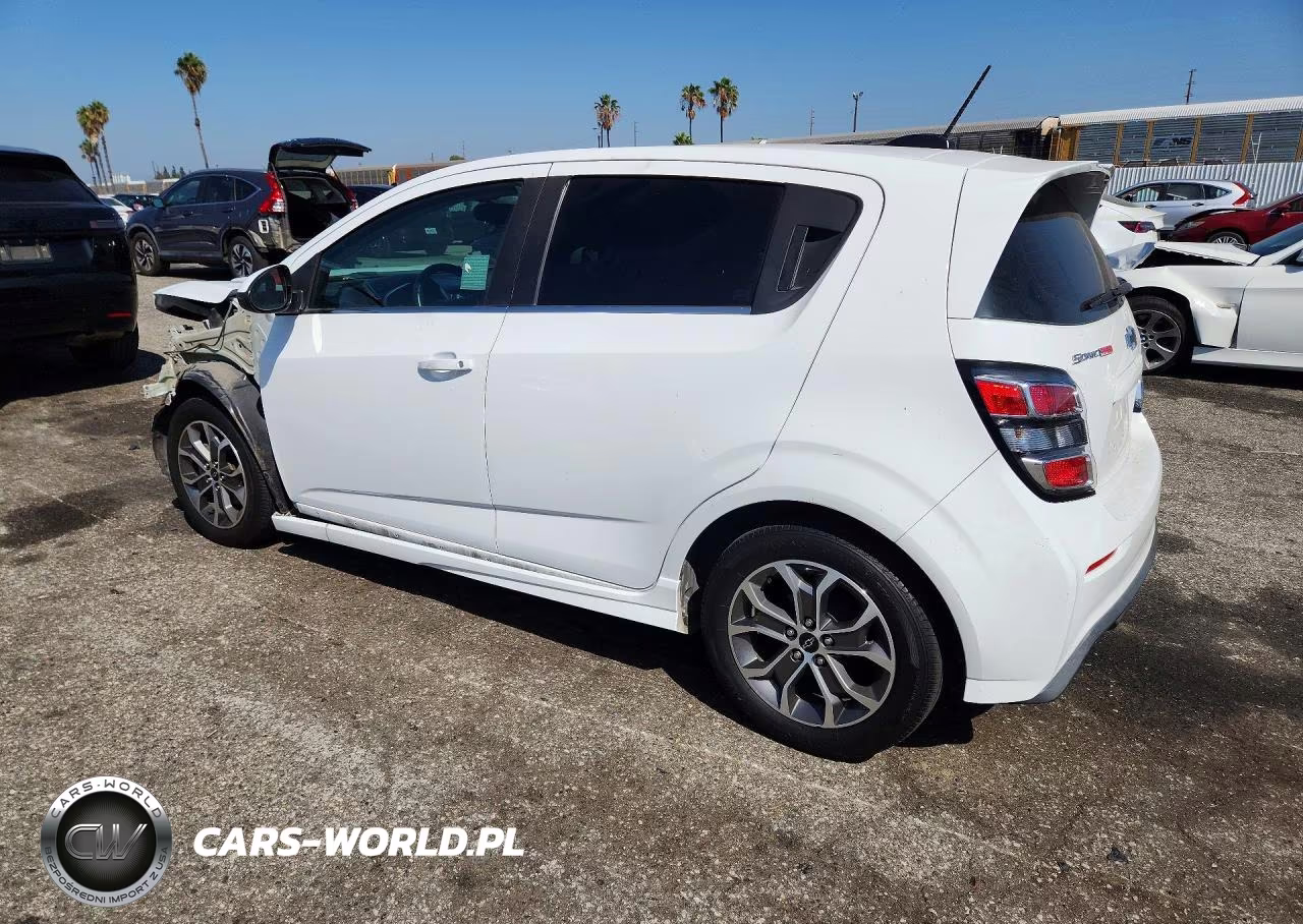2018 Chevrolet Sonic Lt VIN:1G1JD6SB1J4125697 - 2