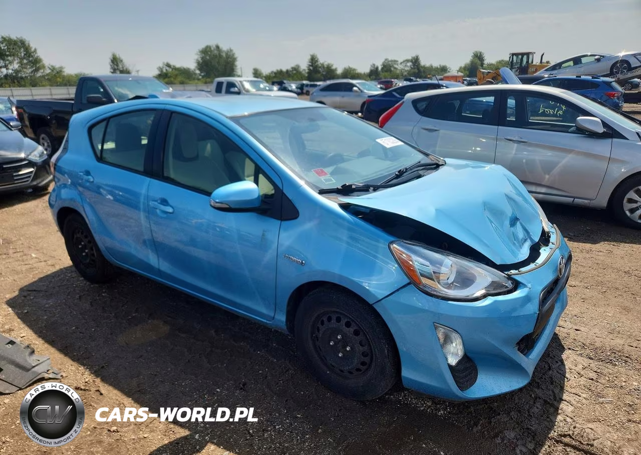 2016 Toyota Prius C One VIN:JTDKDTB30G1126045 - 4
