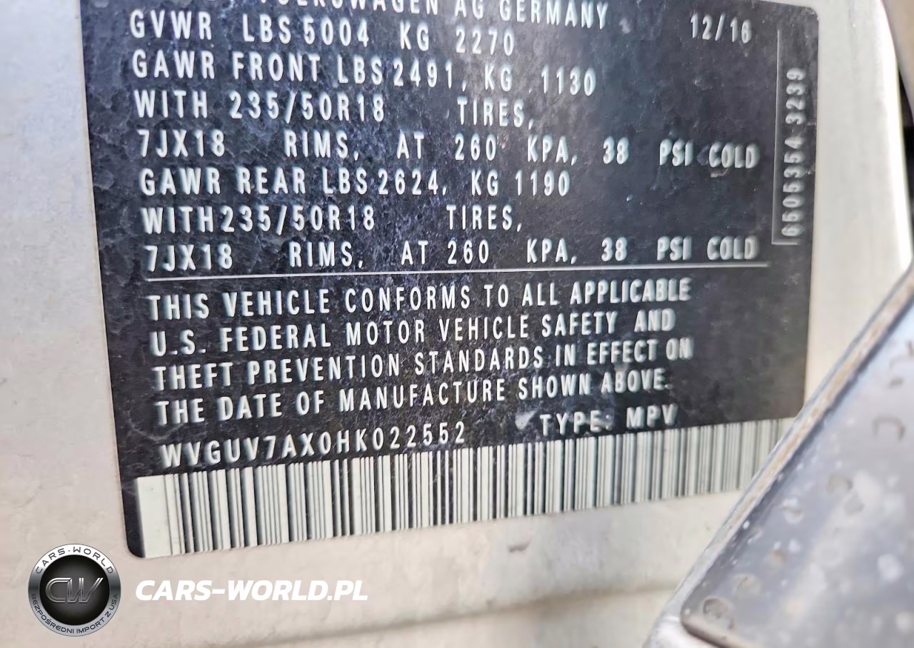 2017 Volkswagen Tiguan Sport VIN:WVGUV7AX0HK022552 - 13
