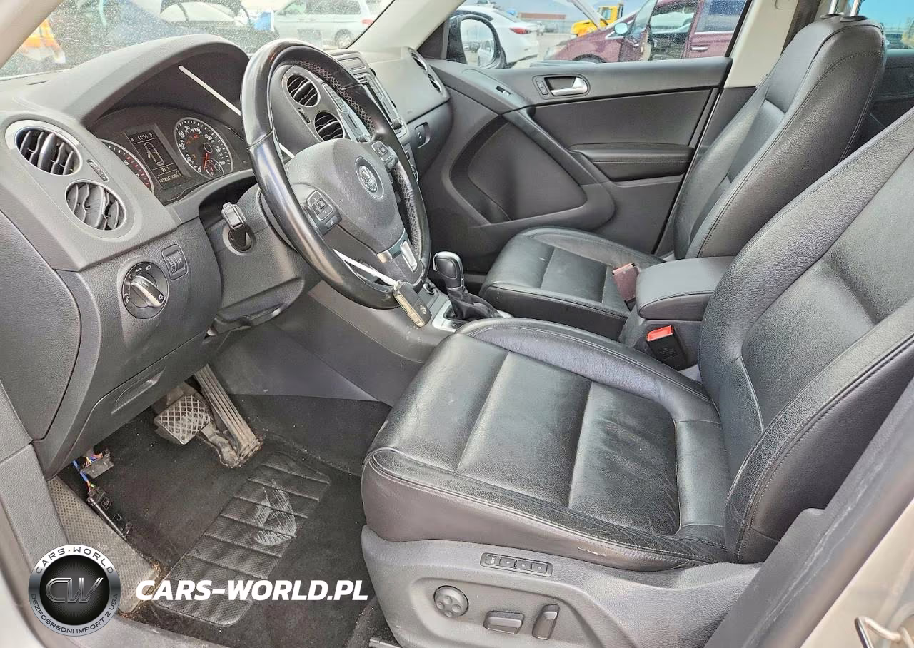2017 Volkswagen Tiguan Sport VIN:WVGUV7AX0HK022552 - 7