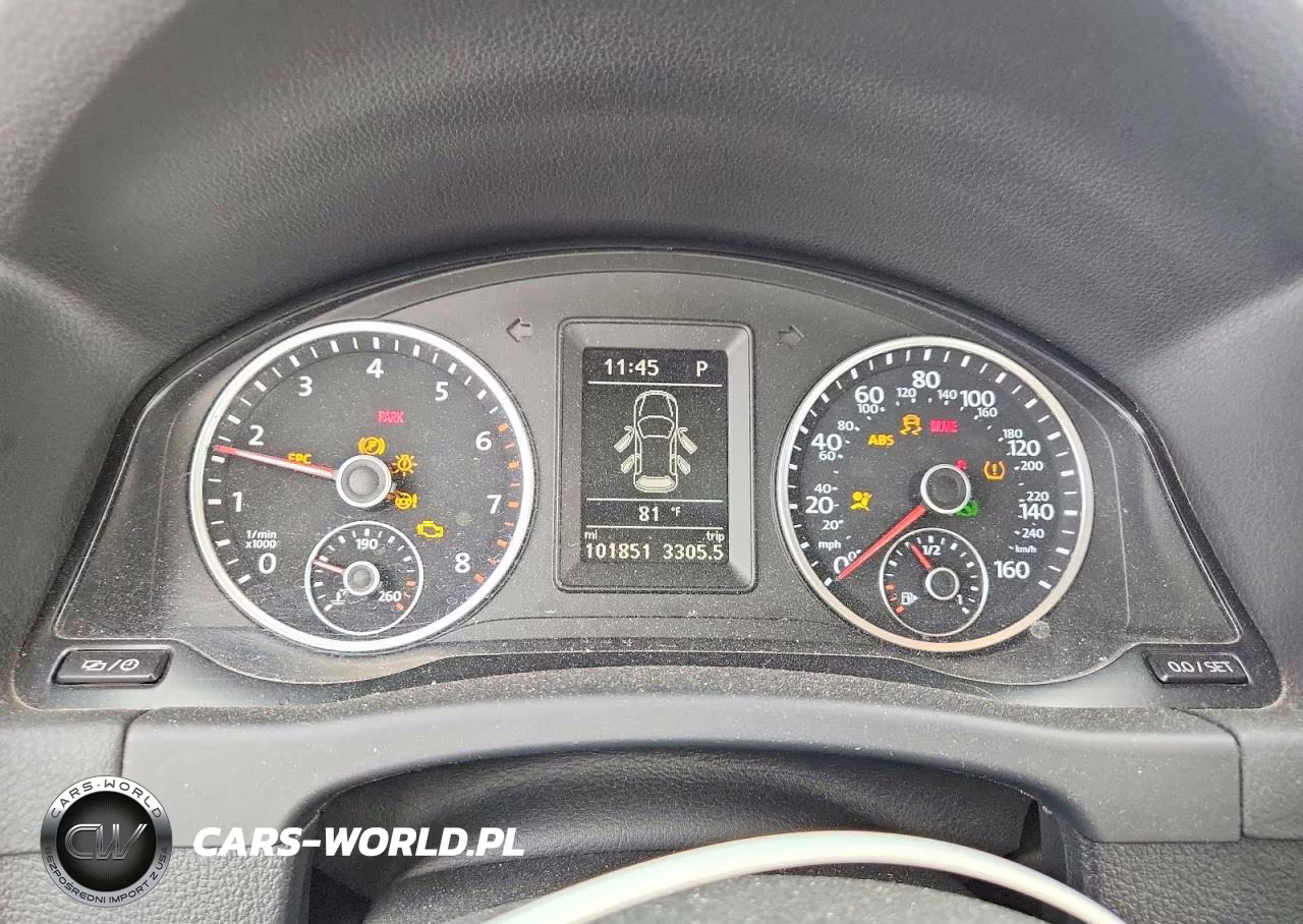2017 Volkswagen Tiguan Sport VIN:WVGUV7AX0HK022552 - 9