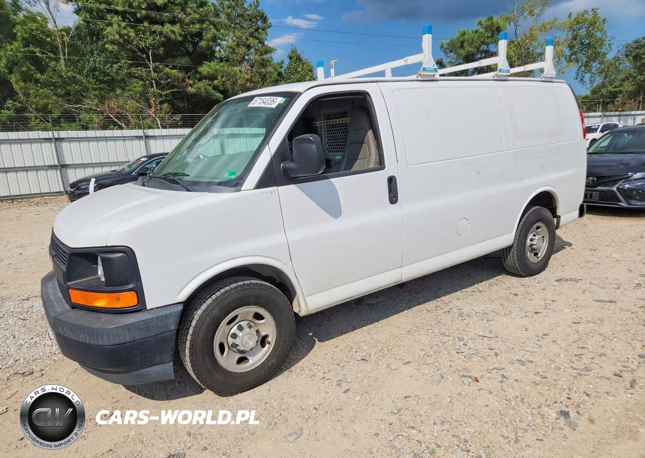 2017 Chevrolet Express G2500