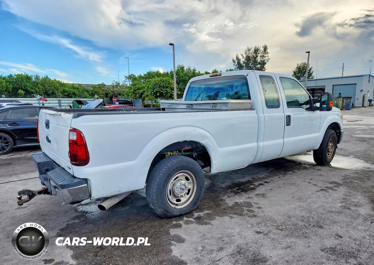 2016 Ford F250 Super Duty VIN:1FT7X2A61GEA42392 - 3