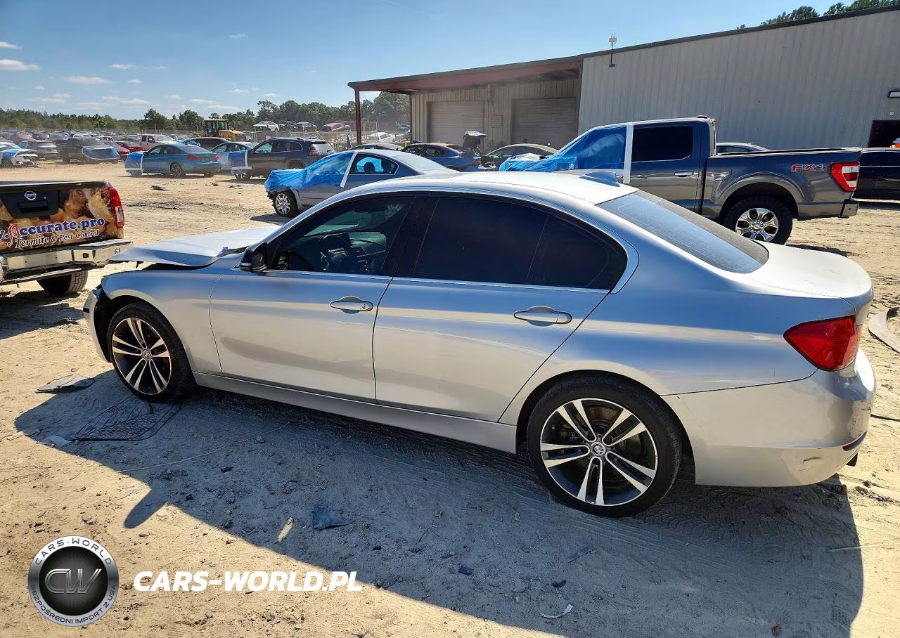 2015 BMW 335 Xi VIN:WBA3B9C54FF589494 - 2