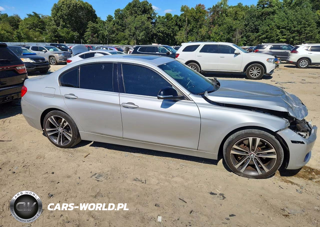 2015 BMW 335 Xi VIN:WBA3B9C54FF589494 - 4