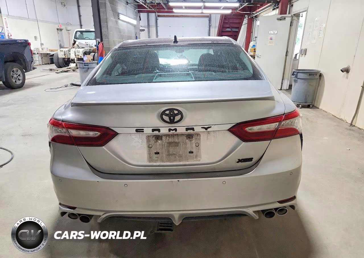 2018 Toyota Camry Xse VIN:4T1B61HK6JU006667 - 6
