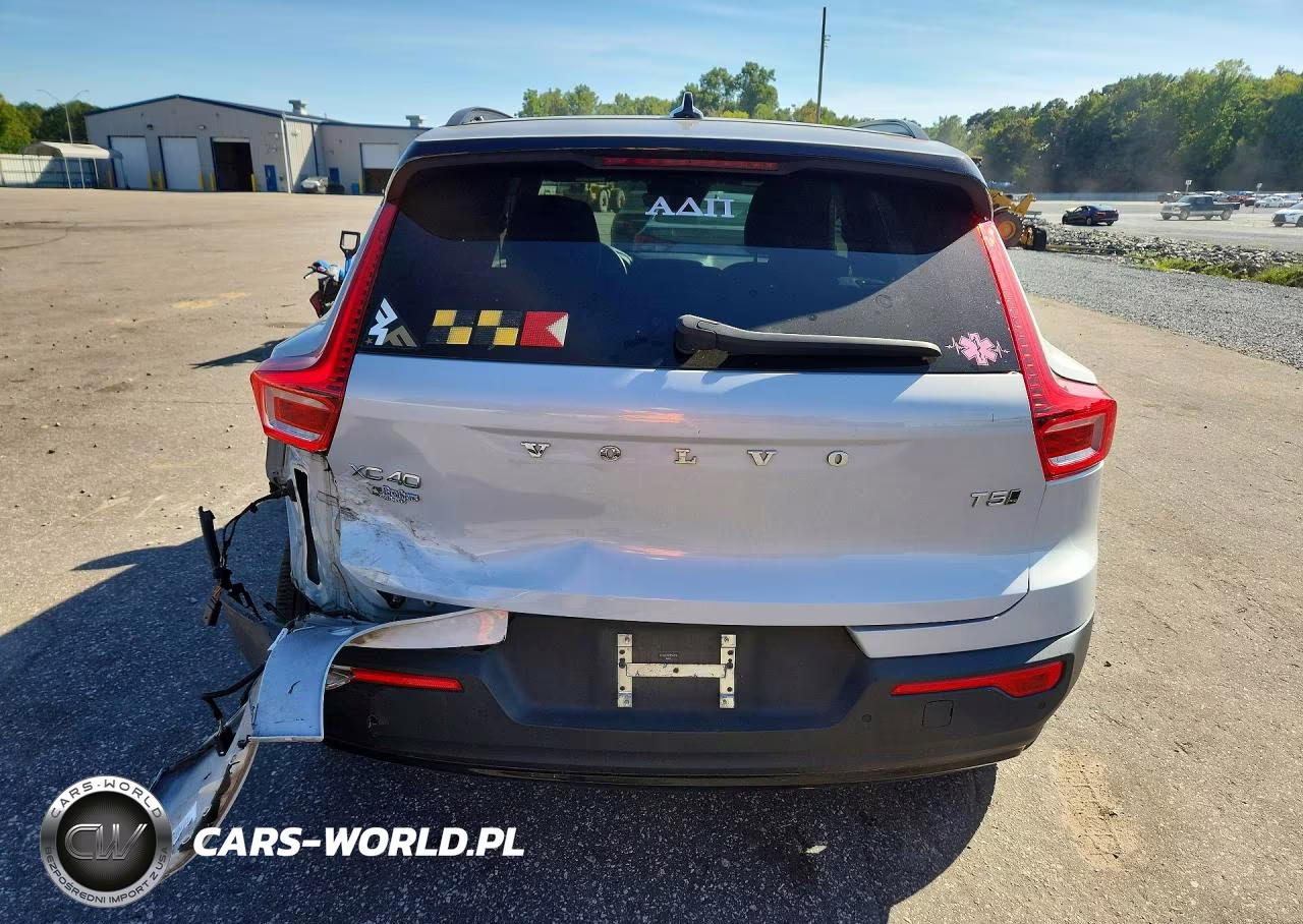 2021 Volvo Xc40 T5 R-Design VIN:YV4162UM2M2592858 - 6