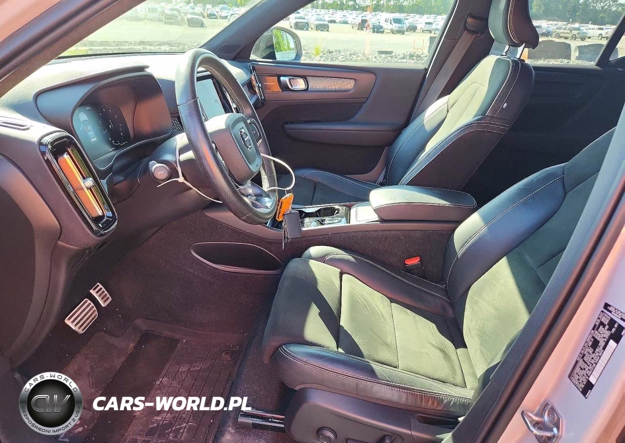 2021 Volvo Xc40 T5 R-Design VIN:YV4162UM2M2592858 - 7