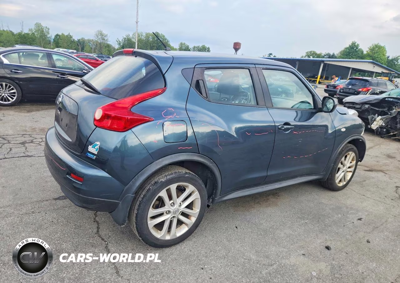 2014 Nissan Juke S VIN:JN8AF5MR3ET351472 - 3